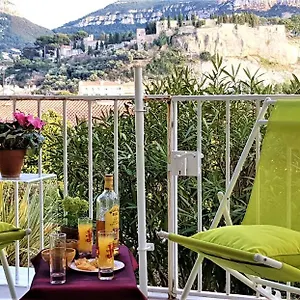https://avenue-amiral-ganteaume-residence-de-la-rade-bt-a7.fr-provencehotel.com