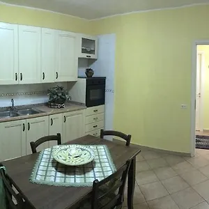 https://appartamento-la-marina-porto-empedocle.sicilyhotelsitaly.net