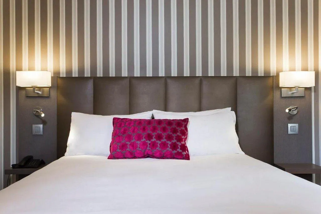 Hotel Massena Paris